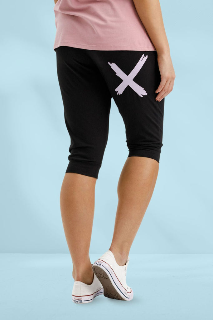 Homelee 3/4 Apartment Pants Black with Lilac X From BoxHill