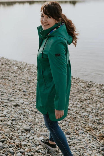 Moke Billie Raincoat Emerald Puddles From BoxHill